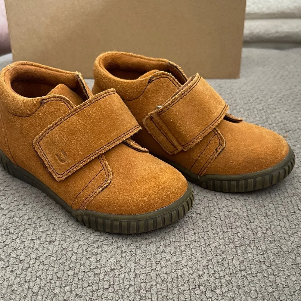 Umi Kids Moccasins in Rich Tan Suede
